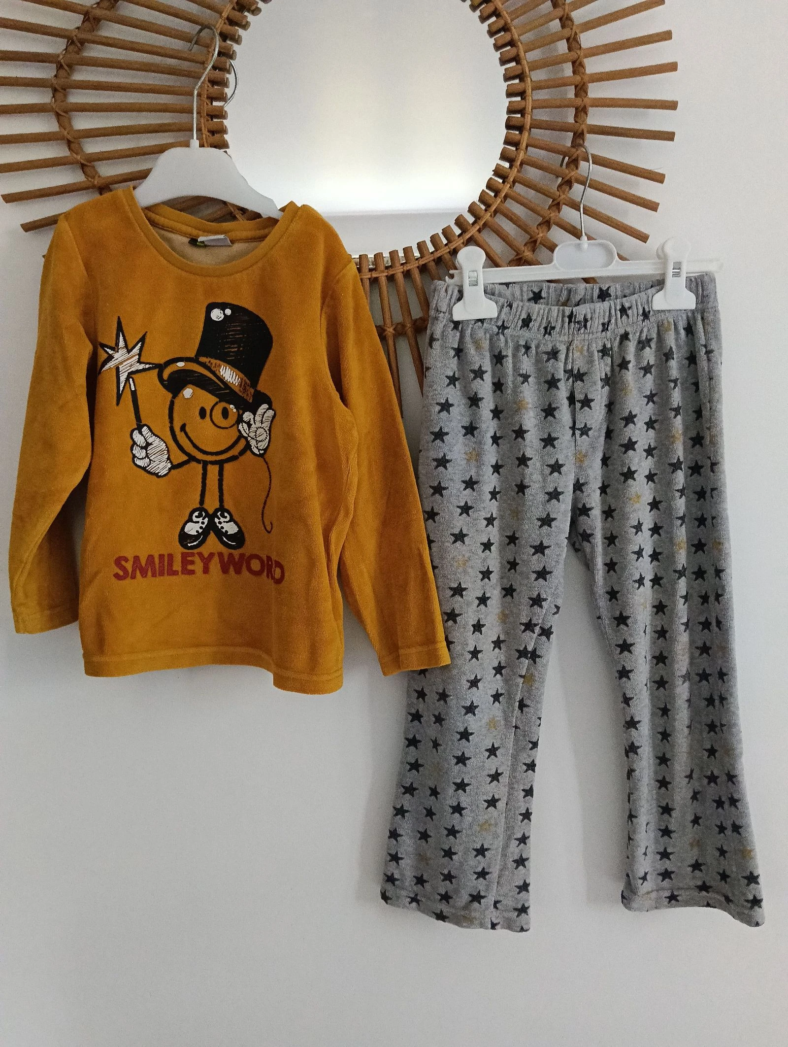 Pyjama 2 pieces smiley 4ans